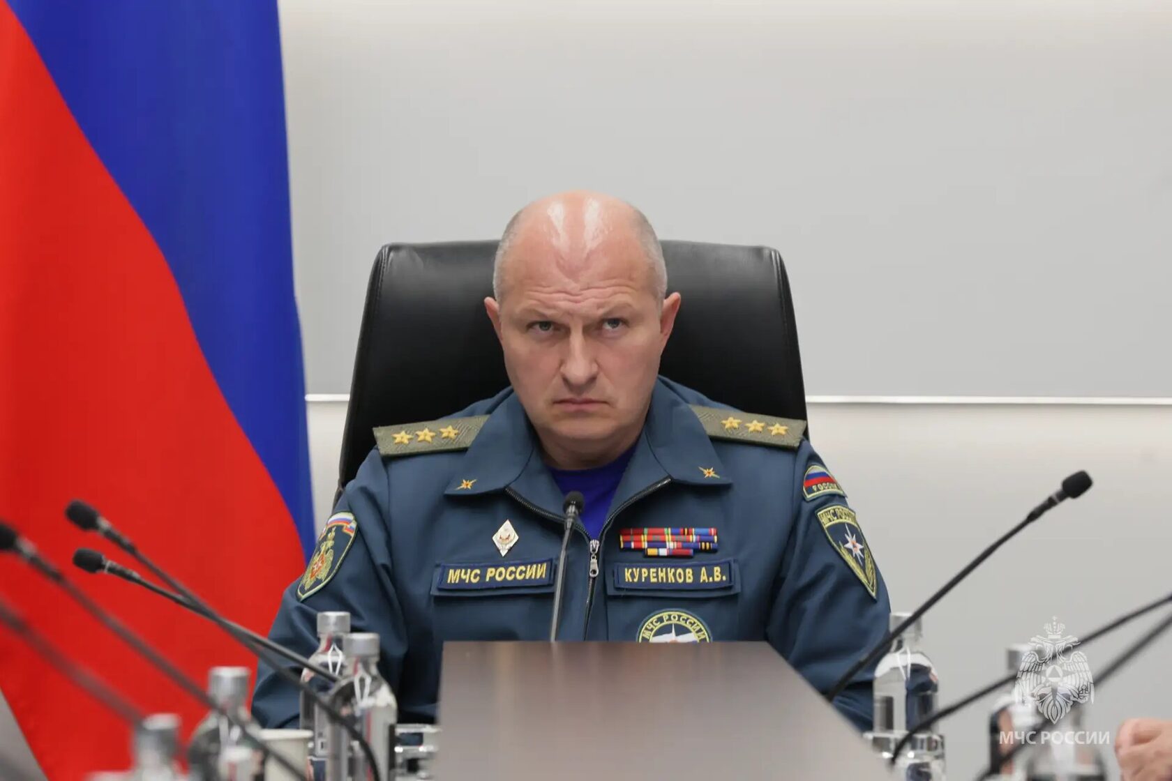 глава МЧС России Александр Куренков на совещании по паводкам 2026, контроль ликвидации последствий ЧС и восстановительных работ