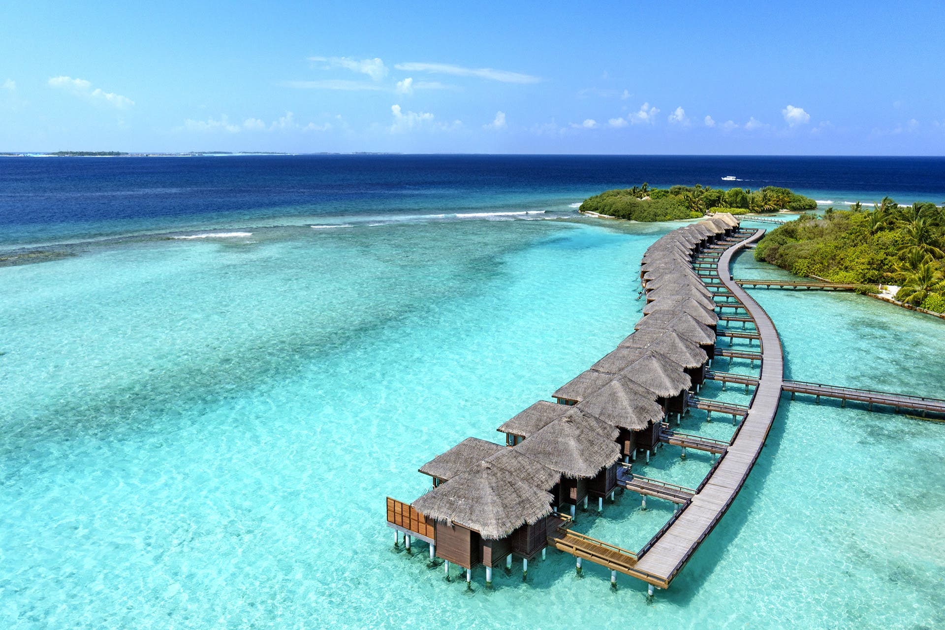 Мальдивы в мае отзывы. Шератон Мальдивы. Остров Фуранафуши Мальдивы. Фулл Мун Мальдивы. Остров Канухура Мальдивы.