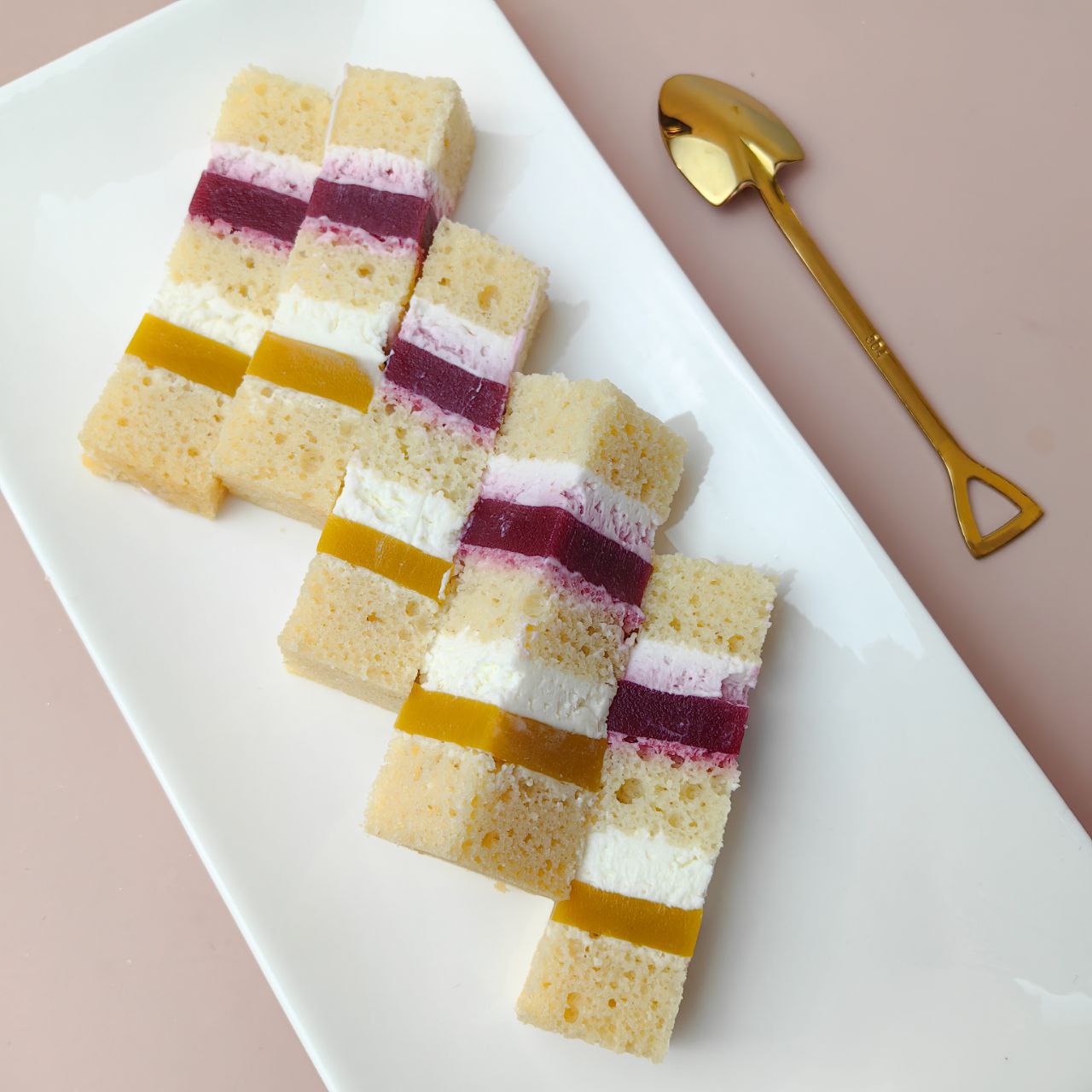  манго-малина Минимальный вес торта 2кг Начинка в торты из линейки Заказные 