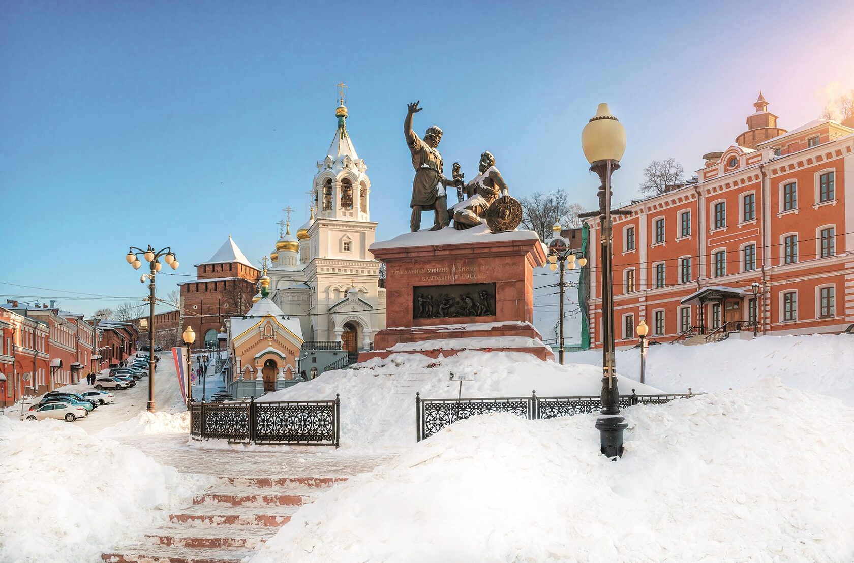 В Нижний: впечатляться кремлем, кататься на канатке и кормить лам