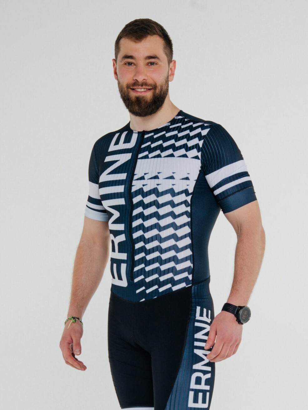 Кастомная спортивная форма ERMINE