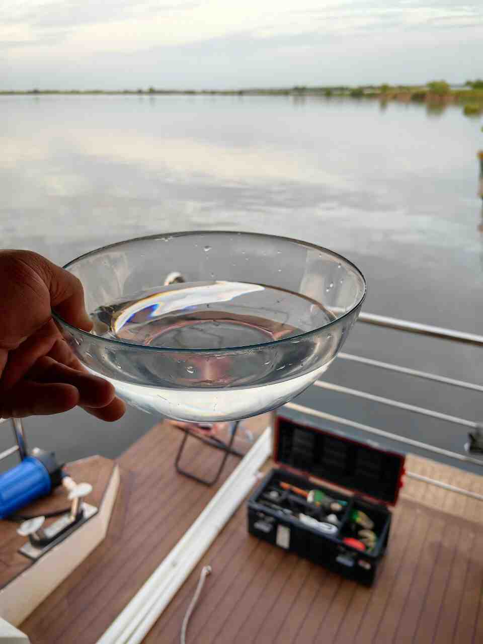 Система очистки забортной воды на яхте - идеальная вода после очистки.