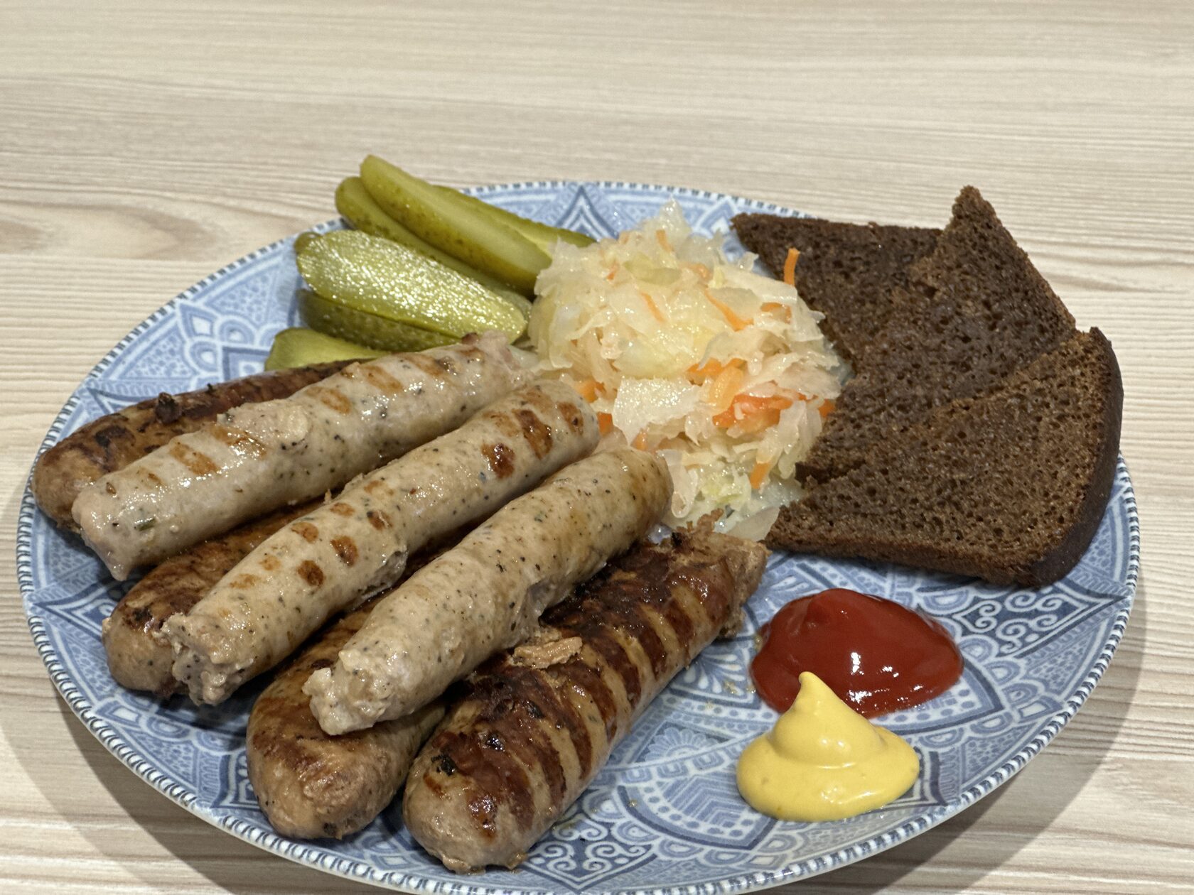 Колбаски гриль