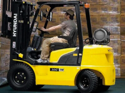 Газовый вилочный погрузчик Hyundai 30g-7m