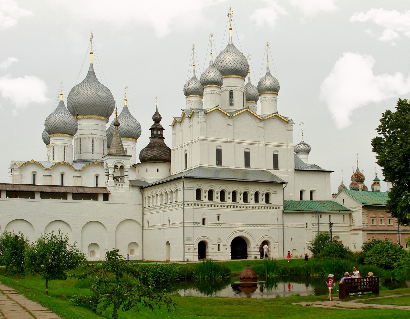 Ростов 3 дня. Ростов Великий Гайдай. Ростов Великий куда сходить. Тридцать три Ростов Великий. Где погулять в Ростове Великом.