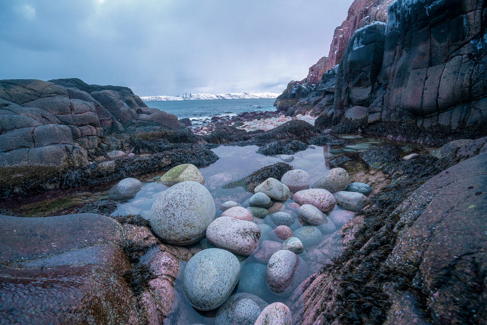 каменный пляж териберка