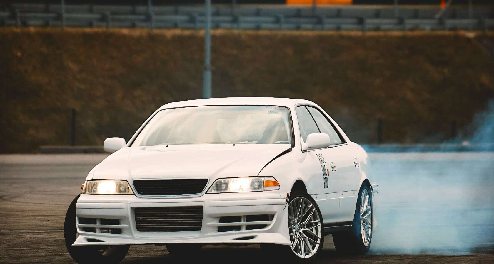 Toyota Mark II white