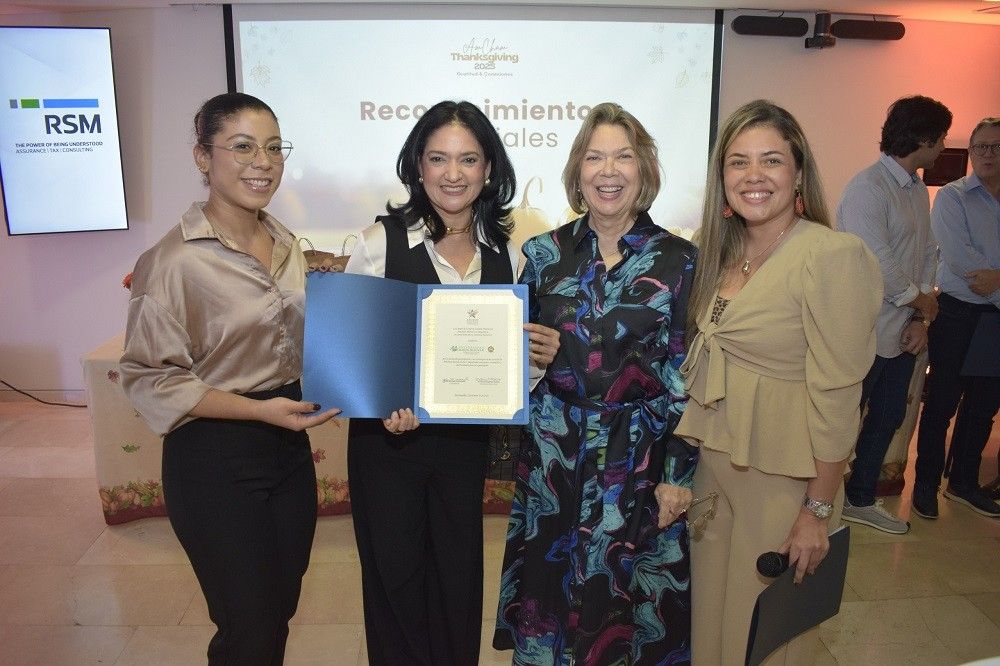 Unisimón recibió reconocimiento de la Cámara de Comercio Colombo Americana, AmCham Atlántico y Magdalena