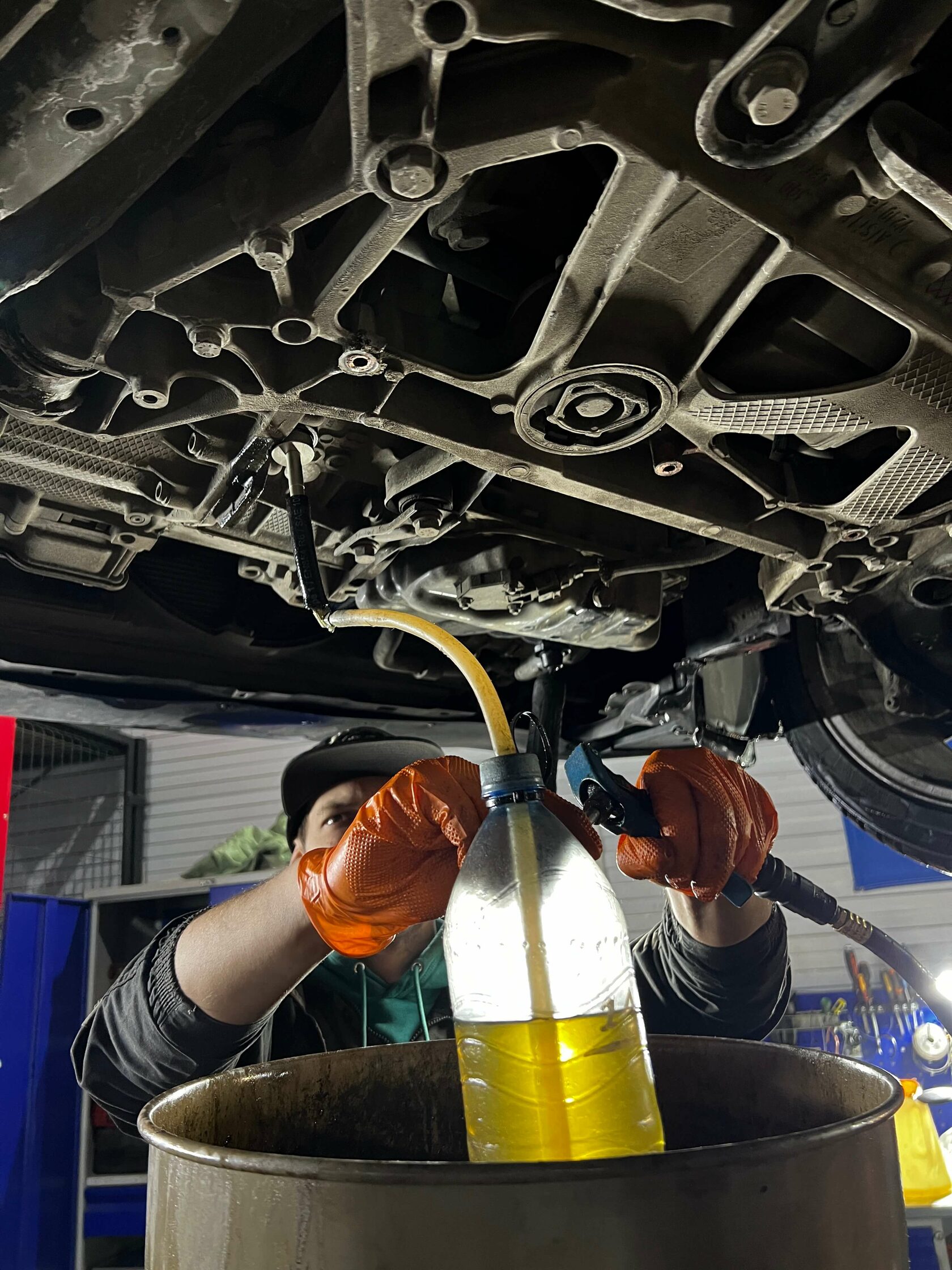 Заправка масла в механическую часть DQ200