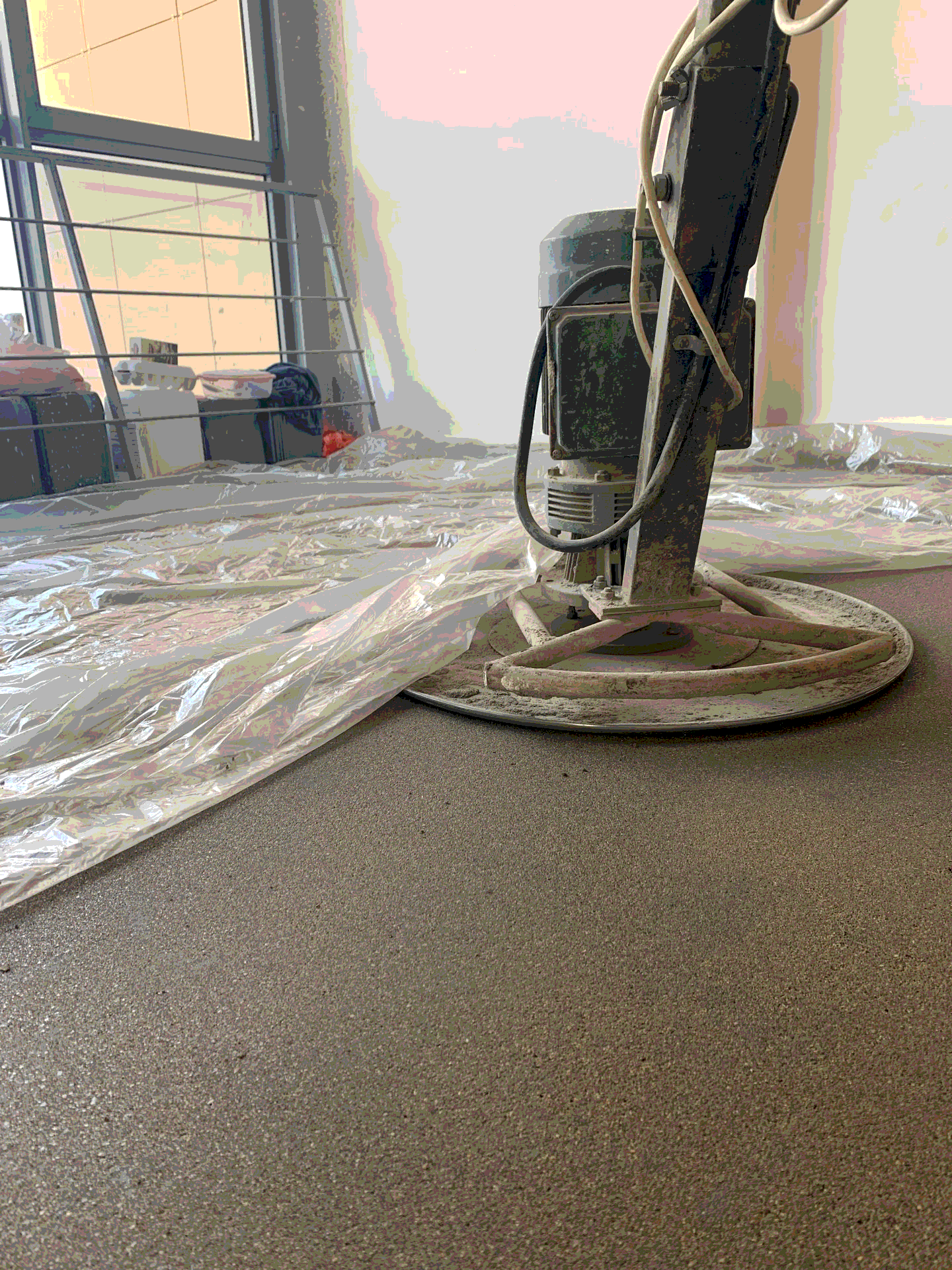 Полусухая стяжка пола в Самаре по цене 450₽ за м2