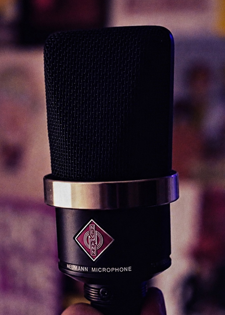 Boujee Records microphone