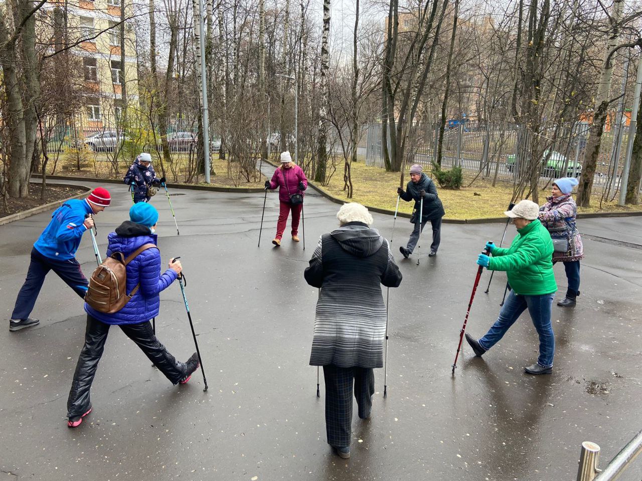 Студенты в возрасте: вузы Москвы открыли двери для долголетов