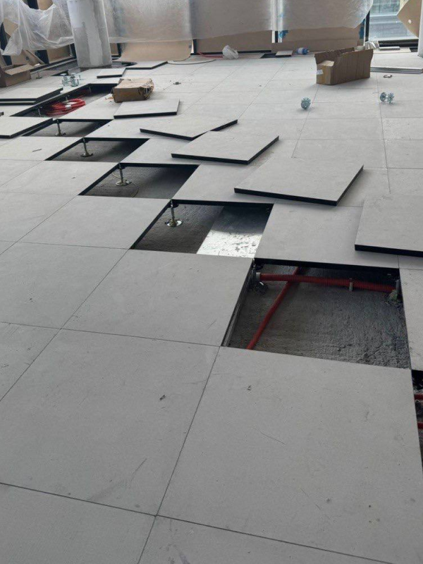 Монтаж фальшпола