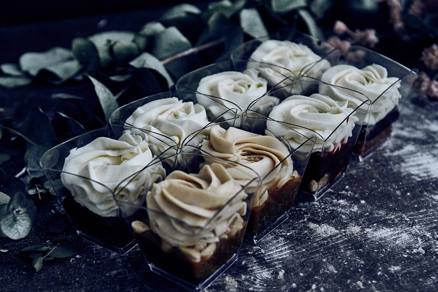 Космические десерты. Cheese it bakery. Cheese it bakery. Бенто торт на день россии. Кейк попс космос.