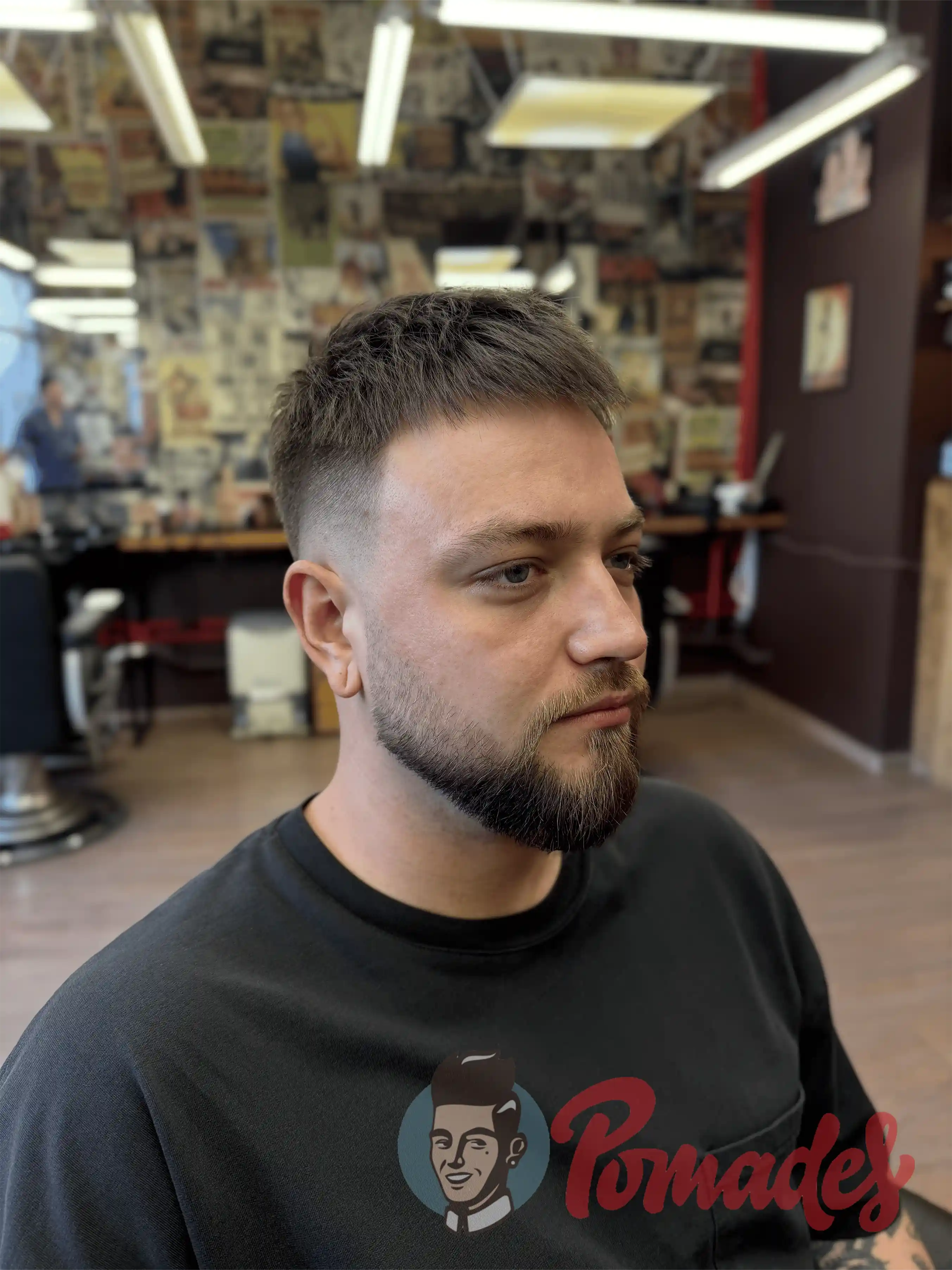 Мужская стрижка в барбершопе Pomades Верхние Лихоборы, Моделирование бороды
