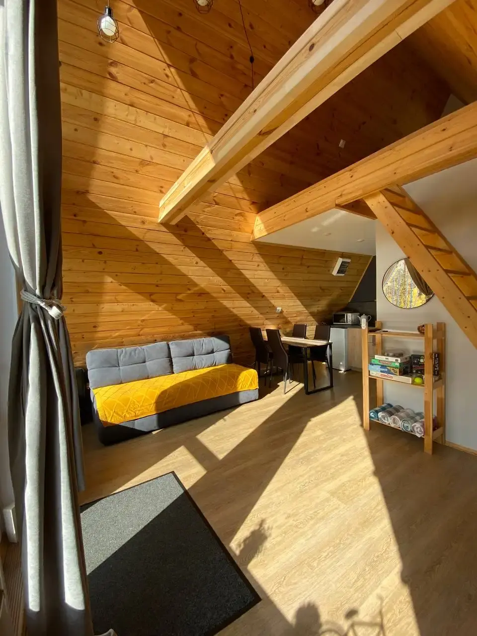 А-фрейм 6×6, внутри