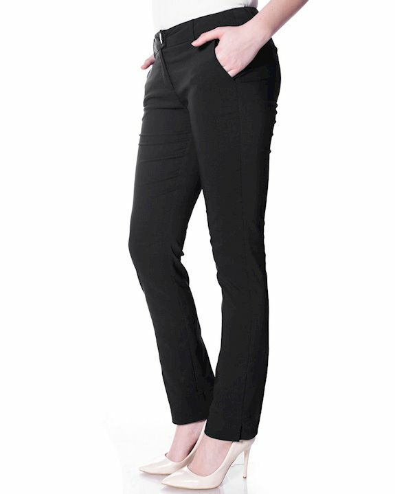 Черен дамски панталон по крака тип скини, наличен в стандартни и големи размери и 4 дължини.