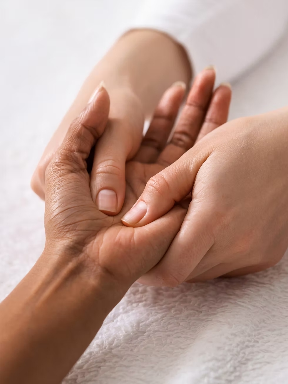 Тайский массаж кистей рук — улучшение работы внутренних органов в А.М Владимир