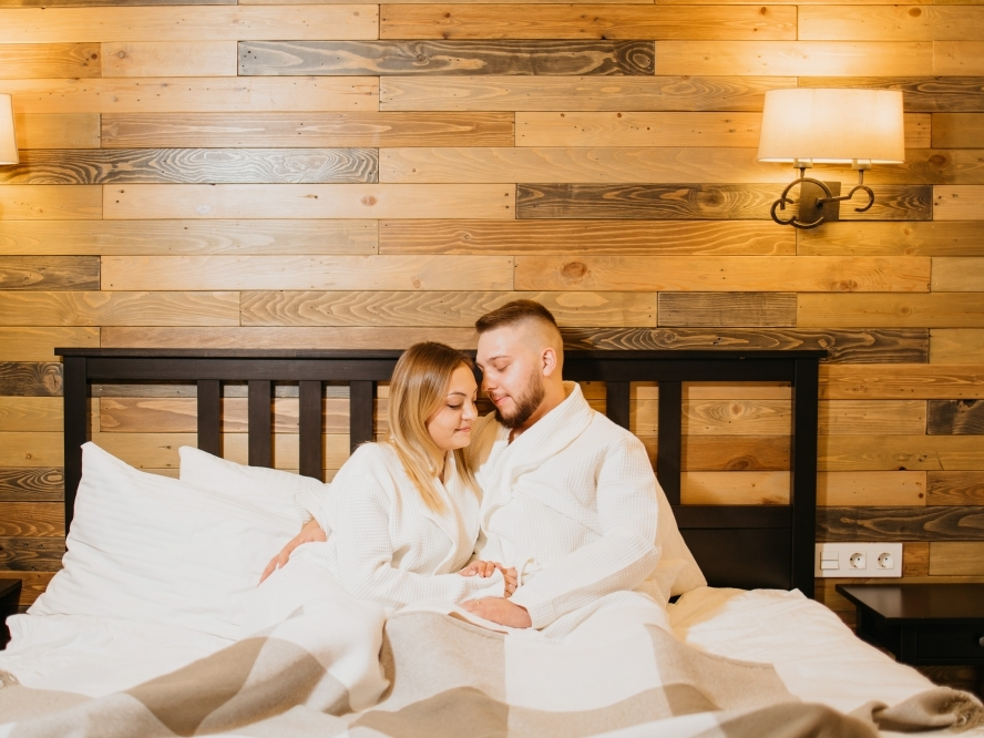 фото нанесения макияжа на лицо девушки 