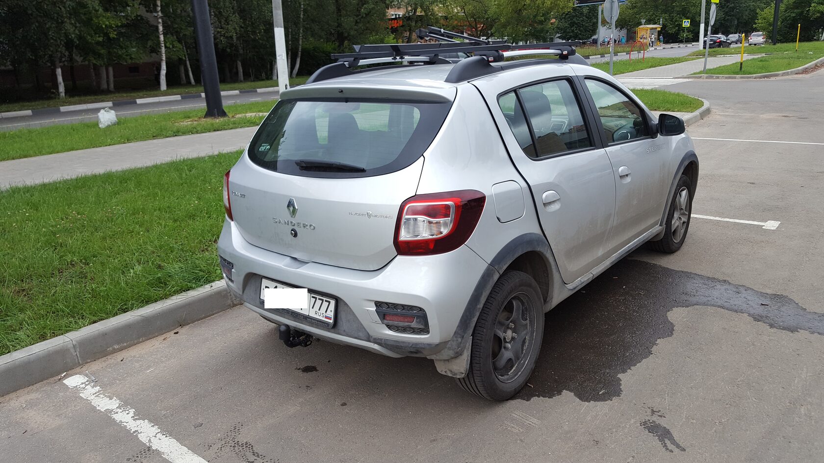 АвтоЗвук в Renault Logan Stepway.