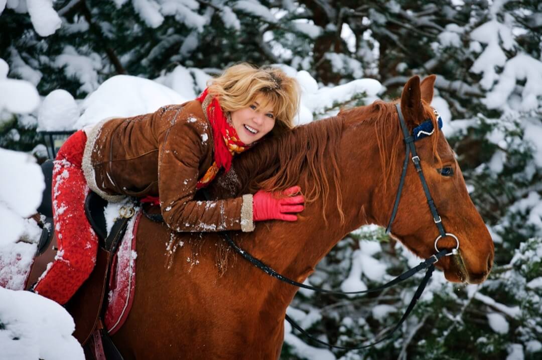 Конные прогулки в Санкт-Петербурге | Катание на лошадях в СПб Ленобласти