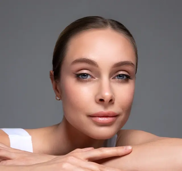 Микротоковая терапия в клинике косметологии Uniqderm