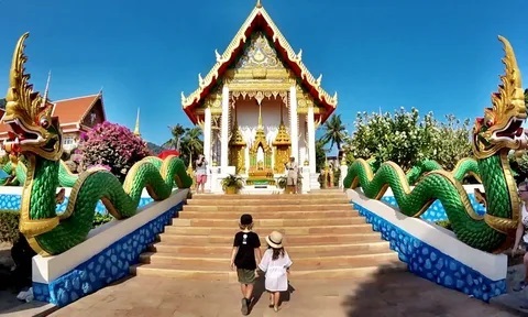 Храм Ват Карон (Wat Karon Temple)