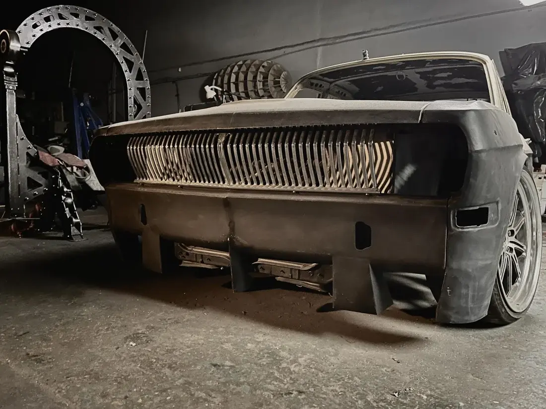 Кастом «Волга» ГАЗ-24 — работа над кузовом · архив MAIN GARAGE
