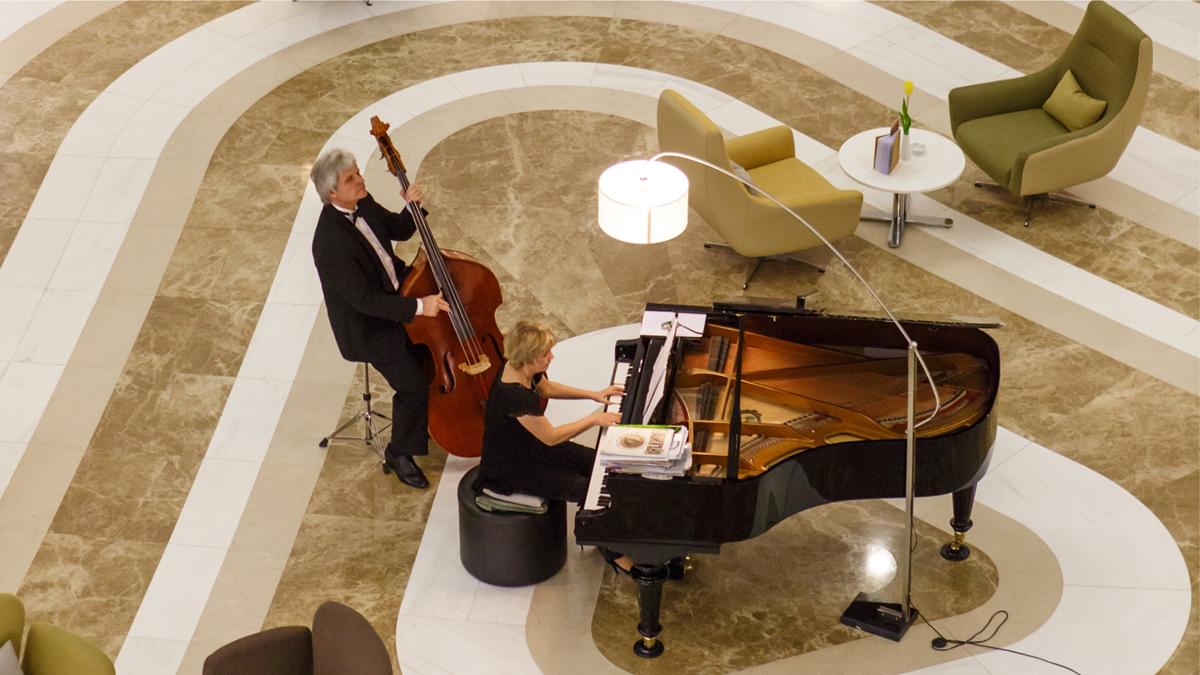 Музыкальное сопровождение в отеле