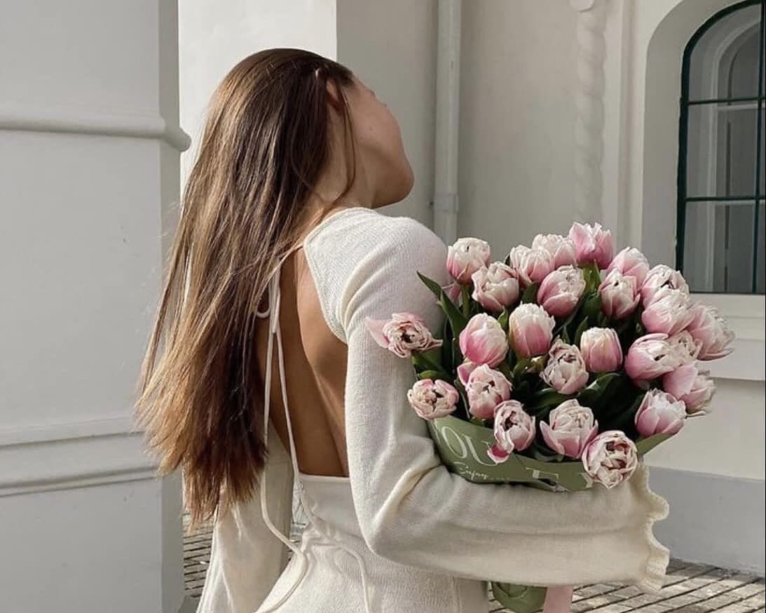 Координатор сопровождает донора ооцитов в клинику