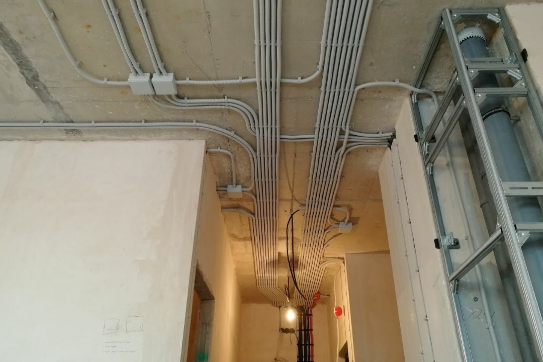 Электромонтажные работы для загородных домов в Санкт-Петербурге и ...