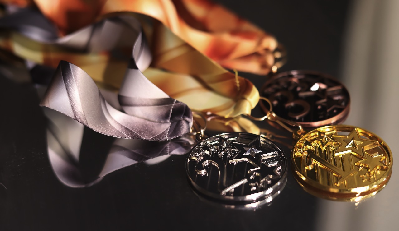 Медали и ленты