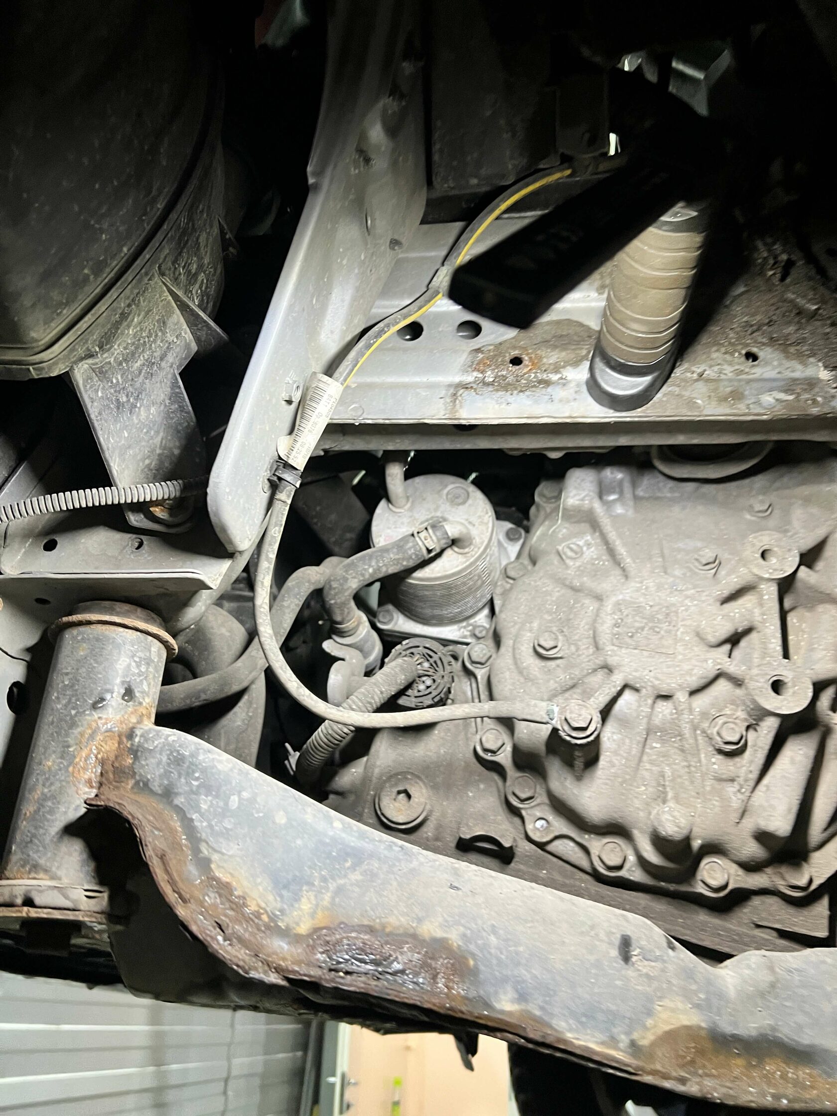 Снятие пыльника и локера Nissan Qashqai