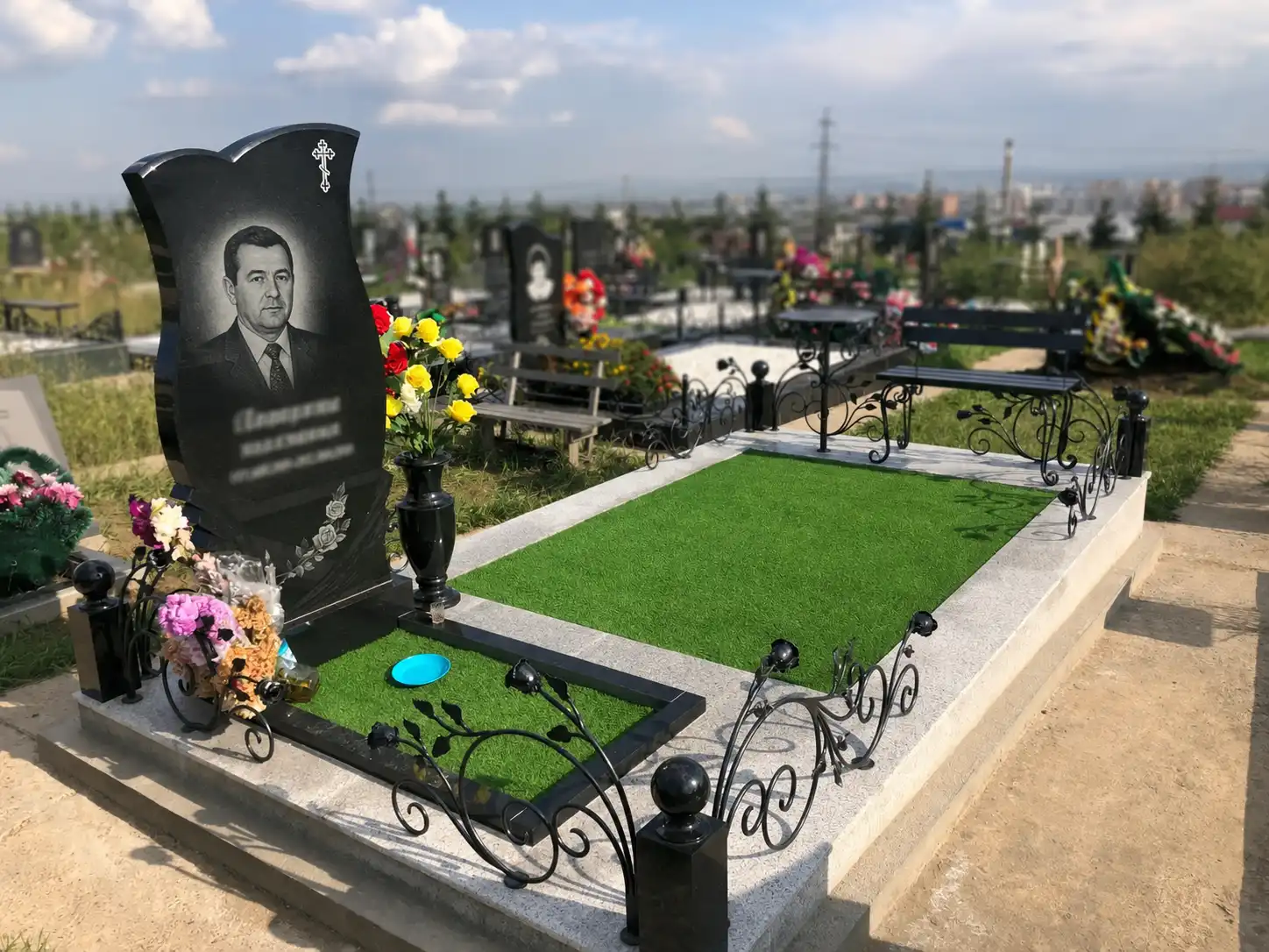 Благоустройство захоронения