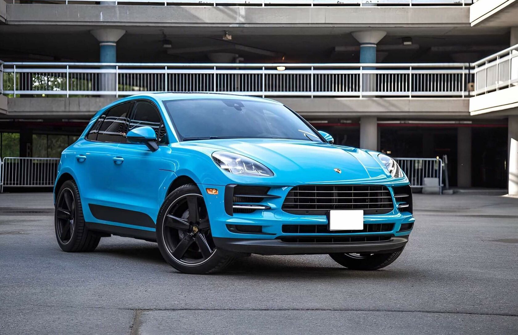 Porsche Macan 911