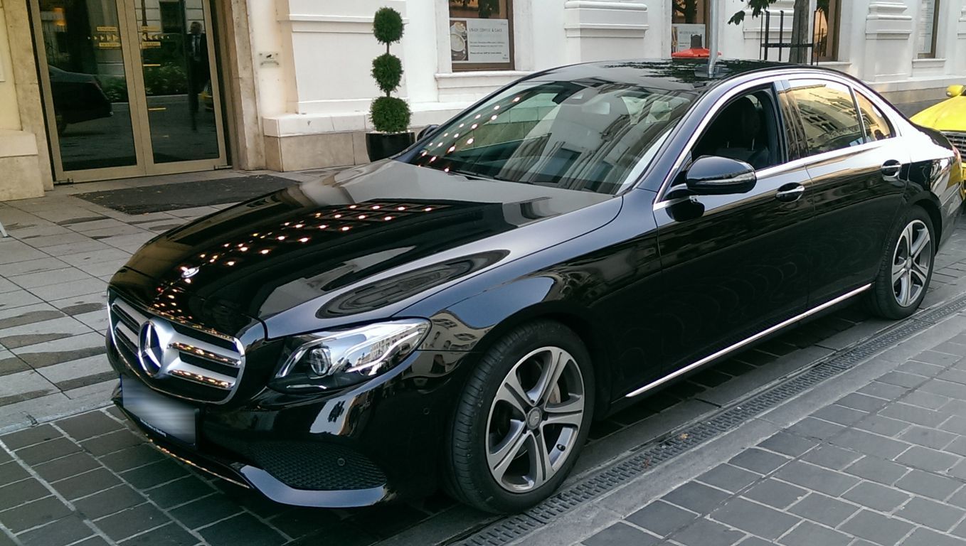 VIP автомобили для кортежей Екатеринбург