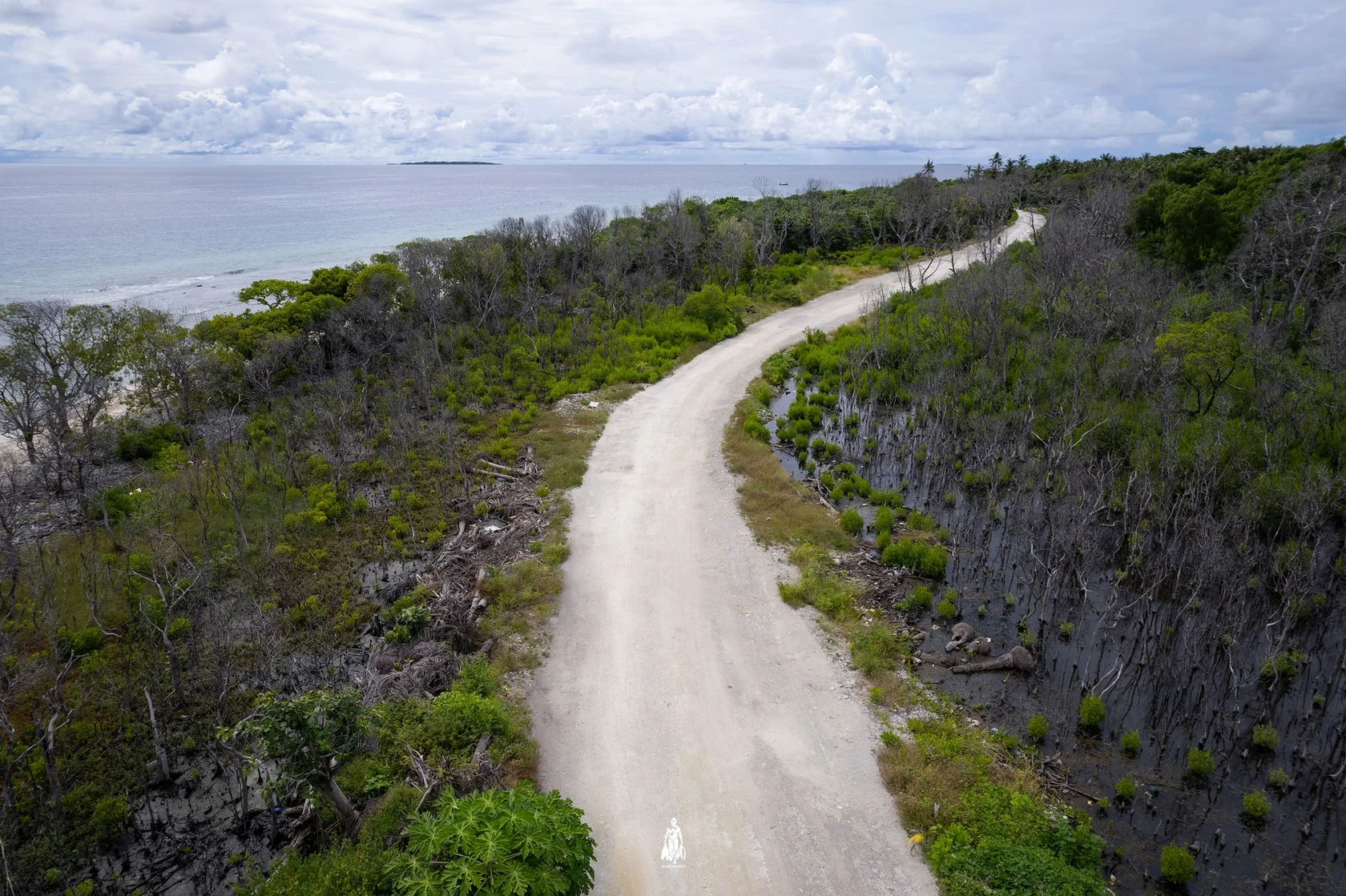 Feydhoo (Фейдху) — аэрофото, остров и лагуна