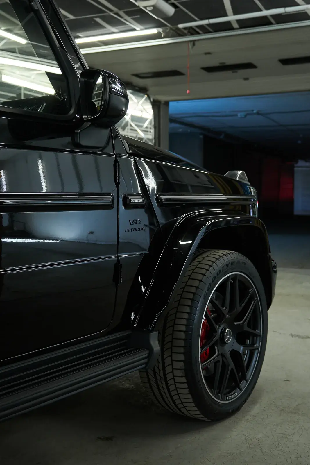 Mercedes-Benz G-Class — прозрачная защитная плёнка на чёрном кузове, фото 1