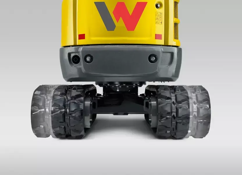 Ходовая часть мини-экскаватора Wacker Neuson EZ17 для статьи о сходе гусеницы