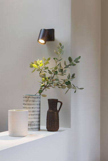 Спот под бронзу