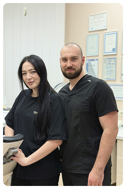 команда стоматологов Дент-Арт Луганск лечение зубов