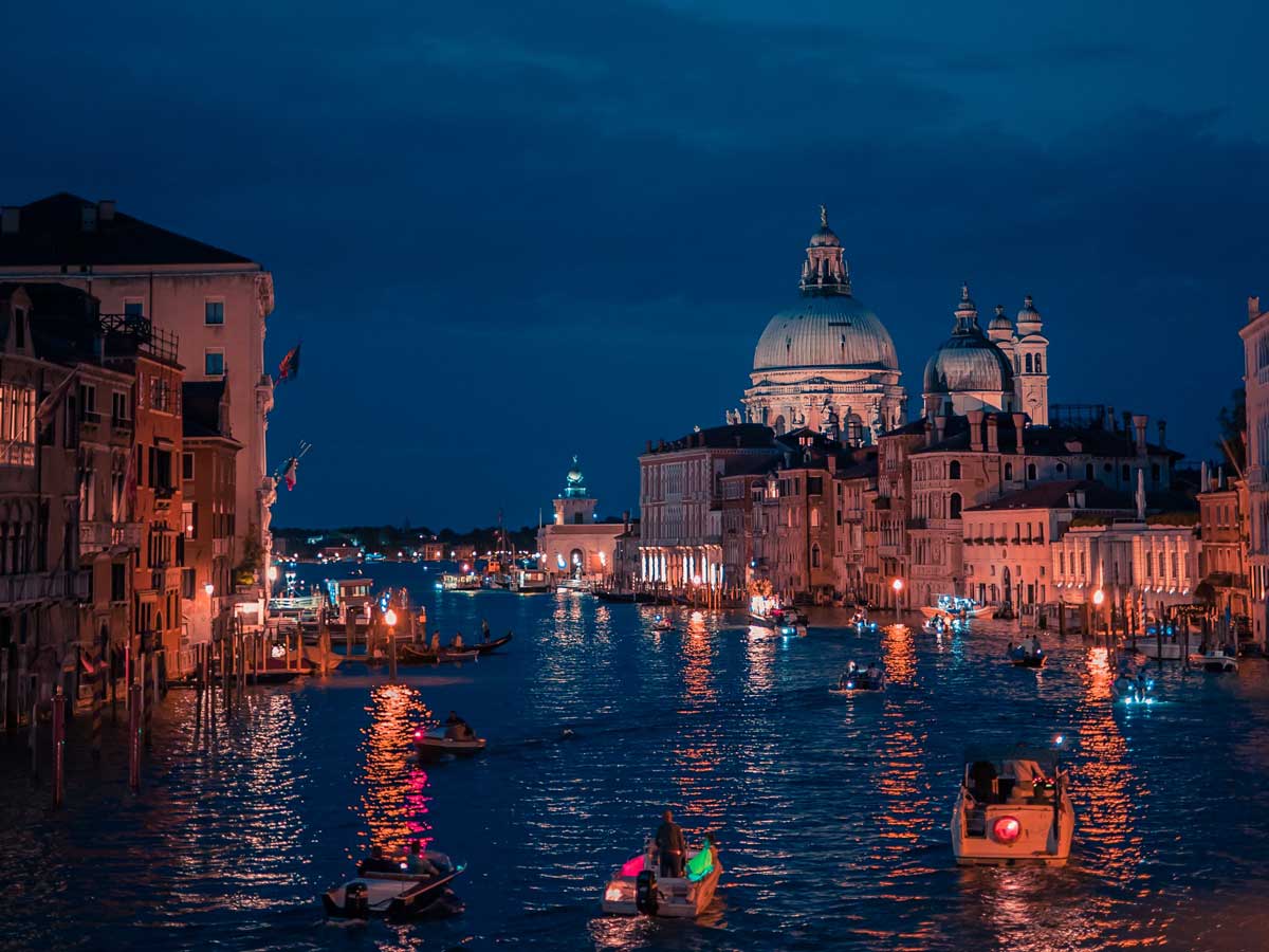 город венеция ночью