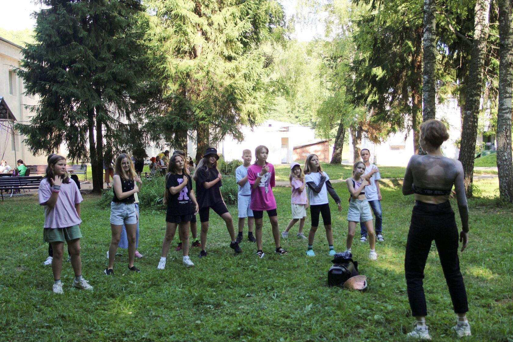 детский лагерь. летний лагерь. летний лагерь. дети в лагере. летний лагерь.