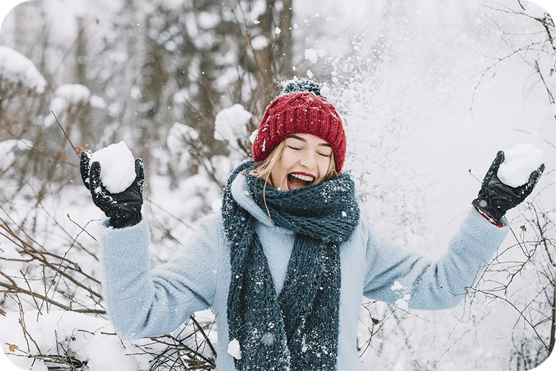 фото нанесения макияжа на лицо девушки 