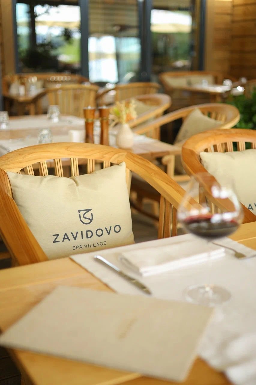 Терраса ресторана «Царевна» в Zavidovo Spa Village