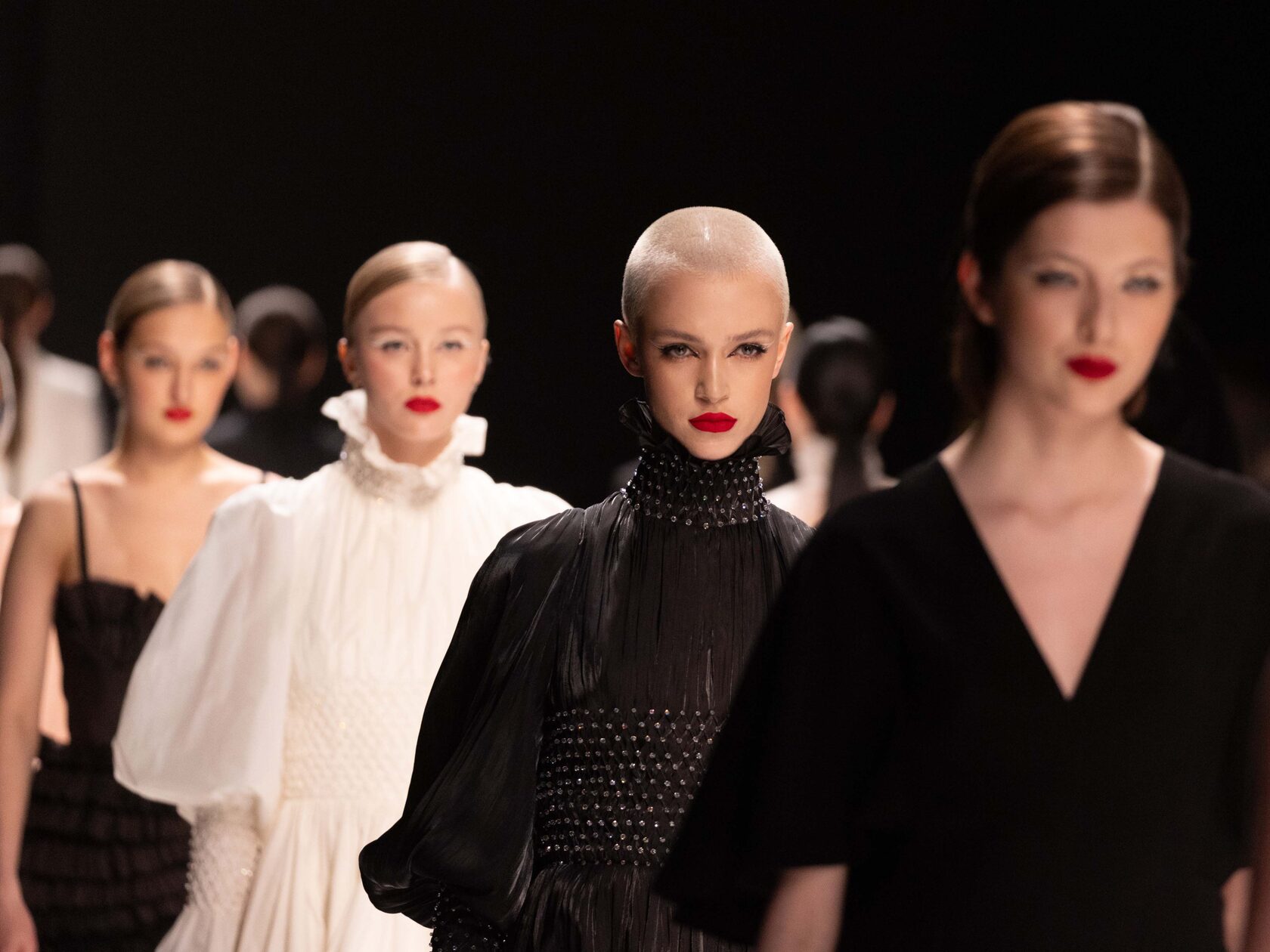 Коллекция «Острова» Topaza Pella: Мечты, ставшие реальностью в Елагином дворце