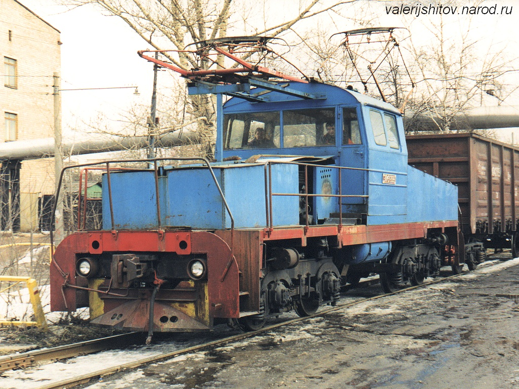 Промышленный электровоз ЭПМ3Б