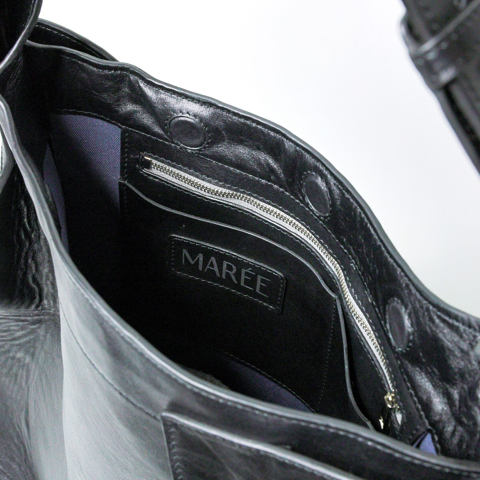 объемная дизайнерская сумка Wave тоут черного цвета из натуральной кожи премиум качества