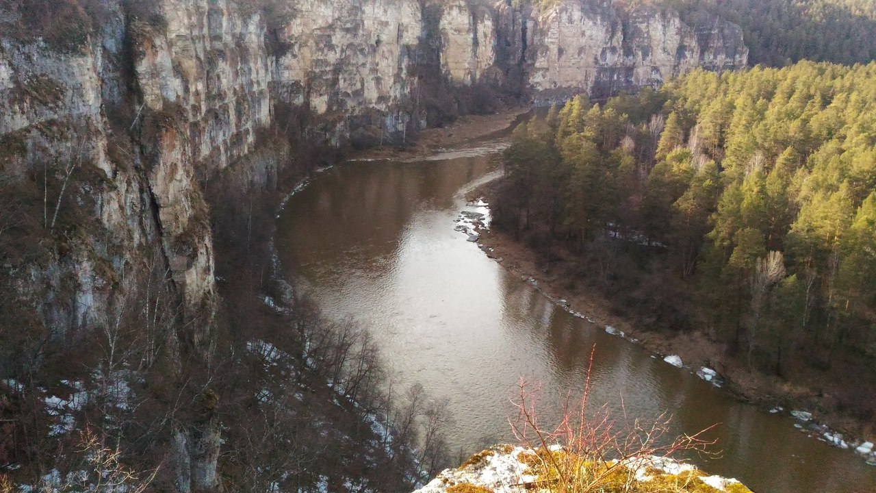 Айские притесы водопад