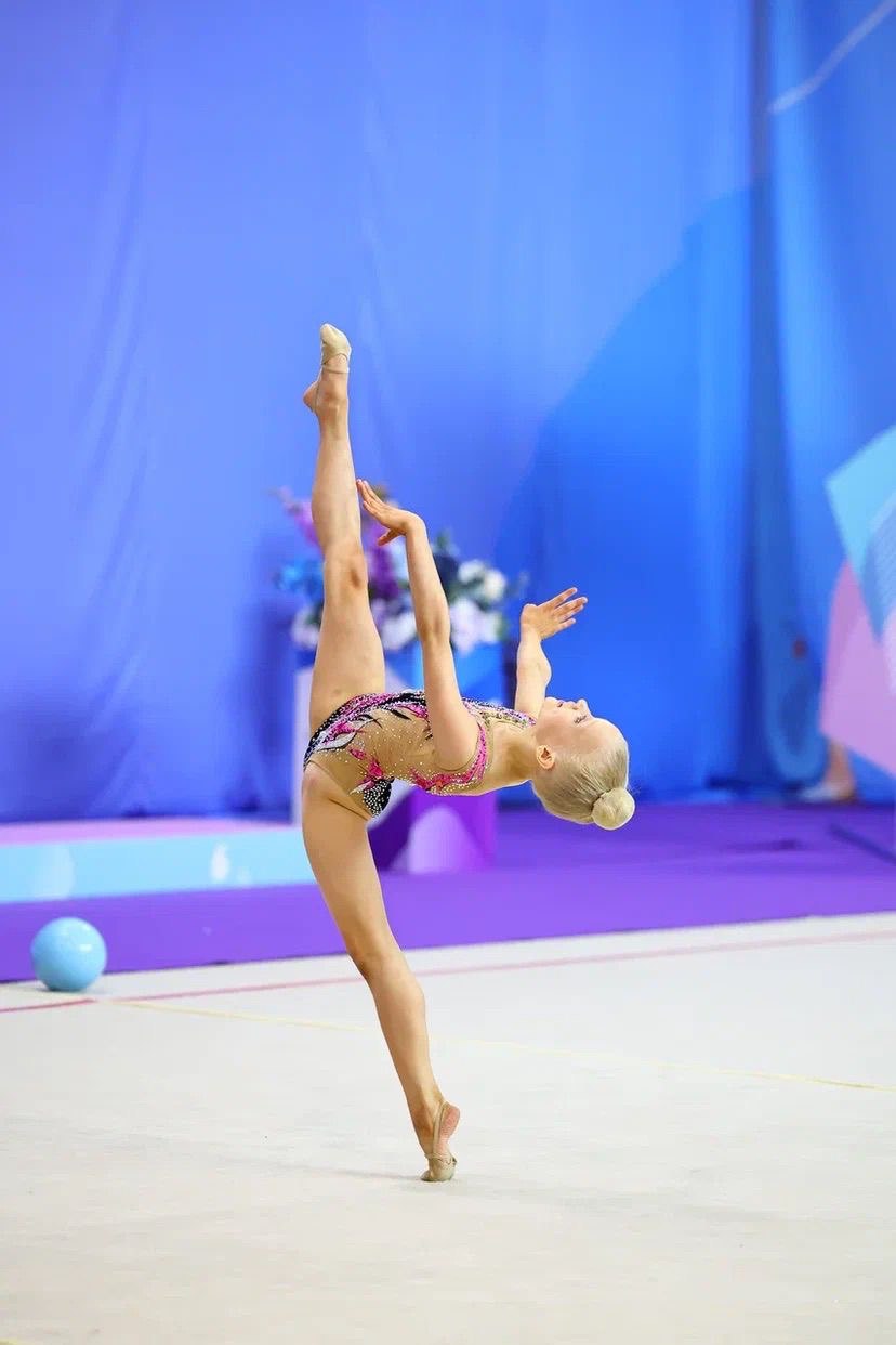 художественная гимнастика фото